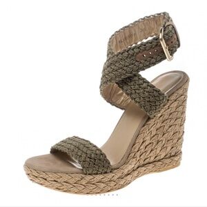 NEW NEVER WORN Stuart Weitzman Olive and Tan Woven Wedges